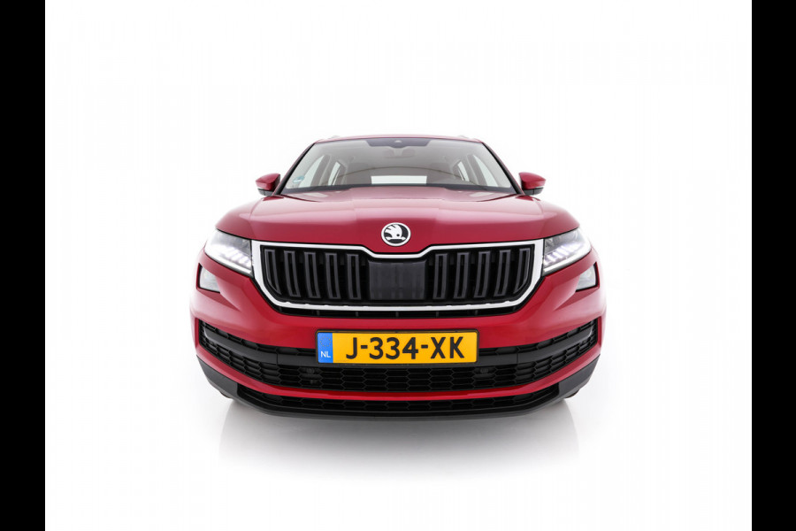 Škoda Kodiaq 1.5 TSI Business Edition (INCL-BTW) *ADAPTIVE-CRUISE | LEATHER-FABRIC | FULL-LED | CANTON-SOUND | HEATED-SPORTSEATS | KEYLESS | NAVI-FULLMAP | CAMERA | DAB+ | ECC | PDC | TOWBAR | 18''ALU*