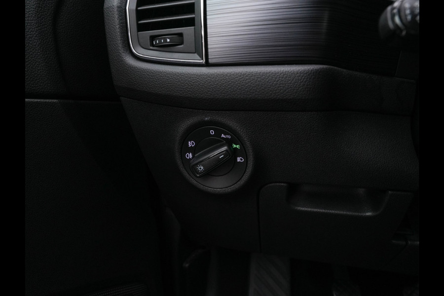 Škoda Kodiaq 1.5 TSI Business Edition (INCL-BTW) *ADAPTIVE-CRUISE | LEATHER-FABRIC | FULL-LED | CANTON-SOUND | HEATED-SPORTSEATS | KEYLESS | NAVI-FULLMAP | CAMERA | DAB+ | ECC | PDC | TOWBAR | 18''ALU*