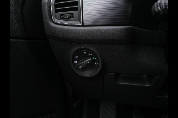 Škoda Kodiaq 1.5 TSI Business Edition (INCL-BTW) *ADAPTIVE-CRUISE | LEATHER-FABRIC | FULL-LED | CANTON-SOUND | HEATED-SPORTSEATS | KEYLESS | NAVI-FULLMAP | CAMERA | DAB+ | ECC | PDC | TOWBAR | 18''ALU*