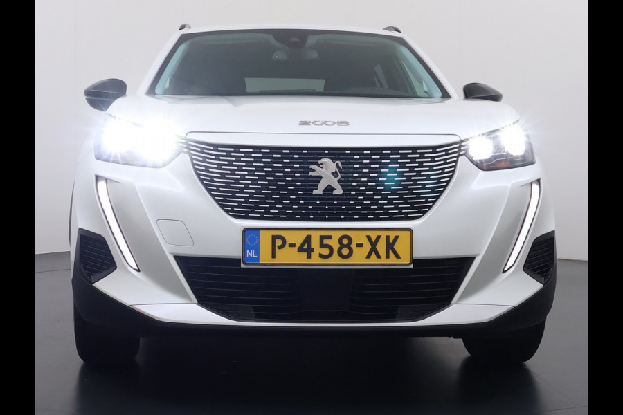 Peugeot e-2008 EV Allure Pack 50kWh SOH 89% Navi* Ecc 360°Camera Apple Carplay Android Auto Cruise Control Lmv 17" Led Keyless Privacy Glas Rijstrooksensor 1e Eigenaar Origineel Nederlandse Auto