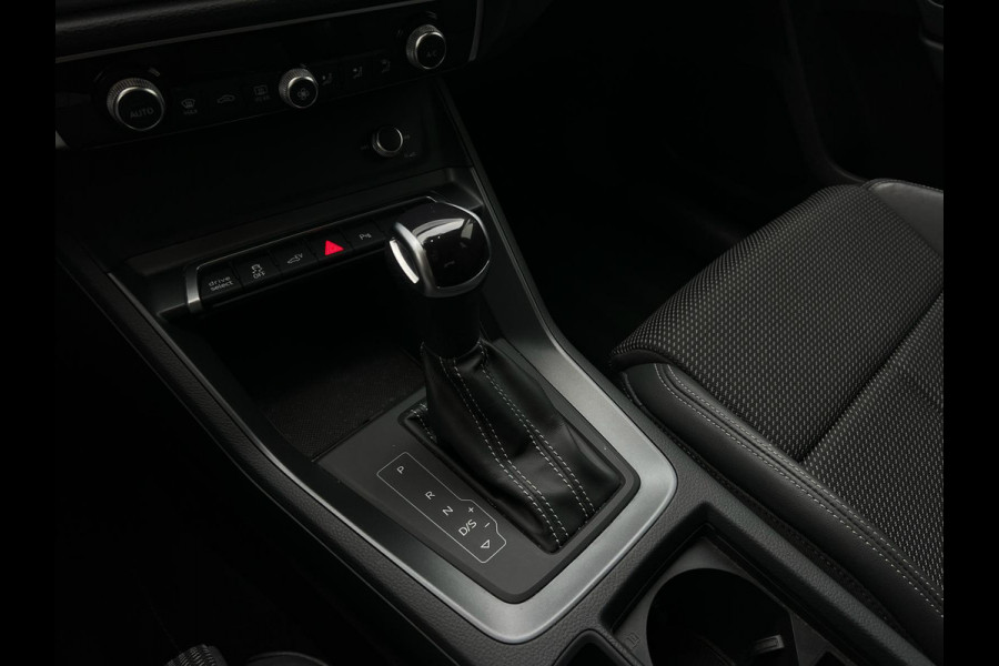 Audi Q3 45 TFSI e S edition CARPLAY | CAMERA | VIRTUAL DASH | ADAPTIEVE CRUISE |