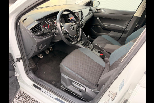Volkswagen Polo 1.0 IQ Drive ACC Carplay Parkpilot Stoelverw PDC Dealer-Onderh