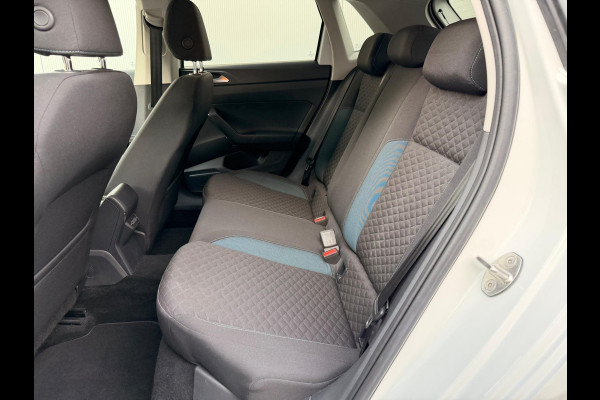 Volkswagen Polo 1.0 IQ Drive ACC Carplay Parkpilot Stoelverw PDC Dealer-Onderh