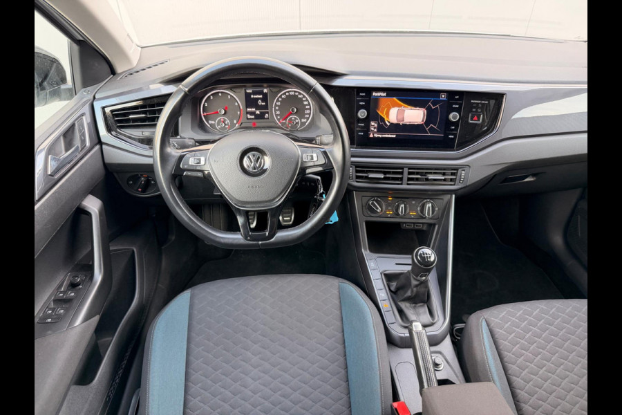 Volkswagen Polo 1.0 IQ Drive ACC Carplay Parkpilot Stoelverw PDC Dealer-Onderh