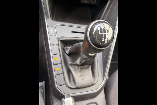 Volkswagen Polo 1.0 IQ Drive ACC Carplay Parkpilot Stoelverw PDC Dealer-Onderh