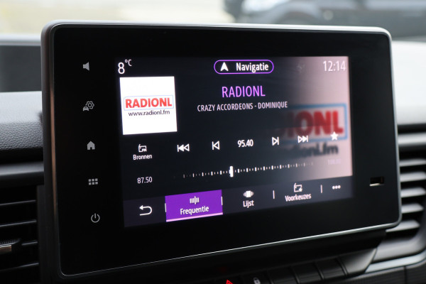 Renault Trafic 2.0 dCi 170 PK L2H1 DC | CarPlay | Camera | Navigatie | LED Koplampen | Climate control | Trekhaak | Cruise control | 5-Zitter | Nieuwe APK | NAP Logisch