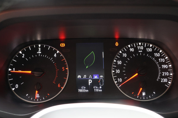 Renault Trafic 2.0 dCi 170 PK L2H1 DC | CarPlay | Camera | Navigatie | LED Koplampen | Climate control | Trekhaak | Cruise control | 5-Zitter | Nieuwe APK | NAP Logisch