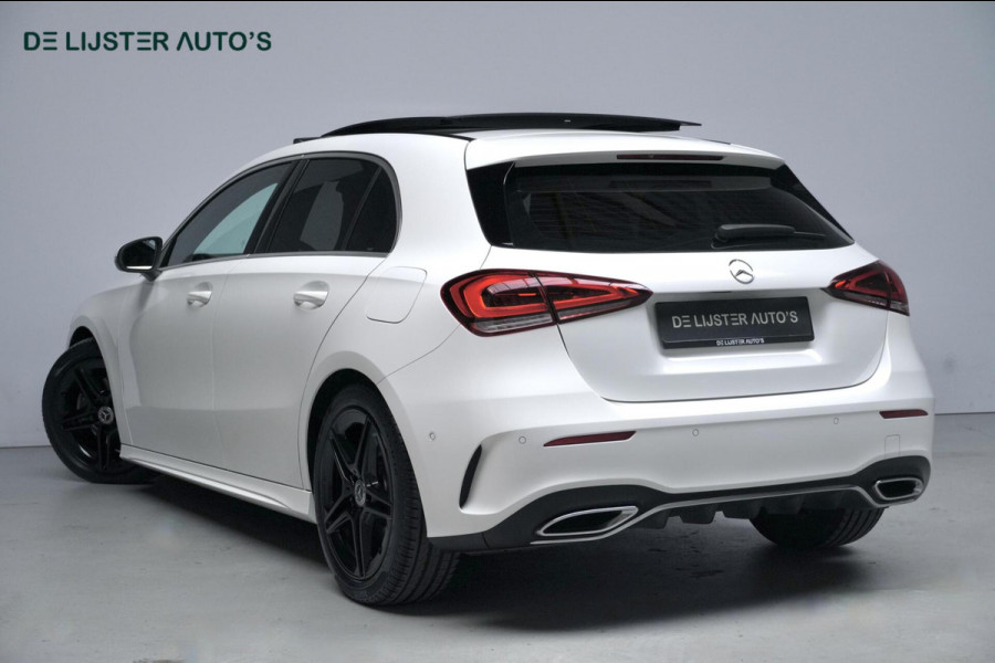 Mercedes-Benz A-Klasse 200 AMG Automaat 163 PK | Pano-dak | Widescreen | Stoelverwarming | Camera | Led | Pdc |