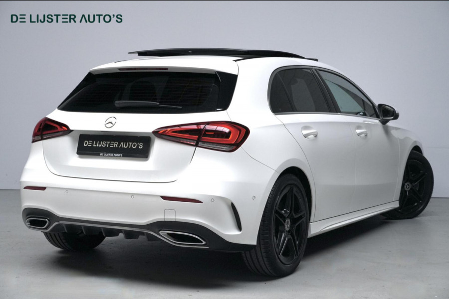 Mercedes-Benz A-Klasse 200 AMG Automaat 163 PK | Pano-dak | Widescreen | Stoelverwarming | Camera | Led | Pdc |