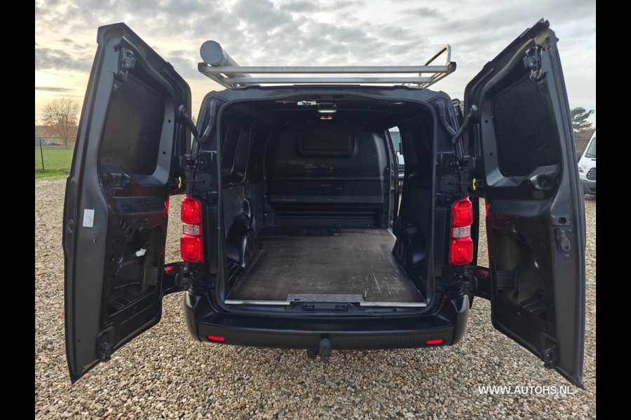 Toyota ProAce Worker 2.0 D-4D Navigator Long , Euro 6 , camera , cruise , apk Dec. 2026 , 1e Eig.