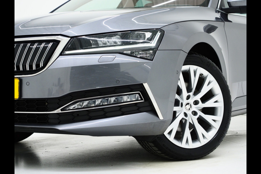 Škoda Superb Combi 1.4 TSI iV 218PK Style | Leder/Alcantara | Trekhaak | Adaptive Cruise | 360 | Virtual | Memory | DAB | Carplay