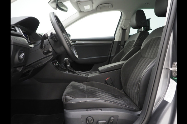 Škoda Superb Combi 1.4 TSI iV 218PK Style | Leder/Alcantara | Trekhaak | Adaptive Cruise | 360 | Virtual | Memory | DAB | Carplay