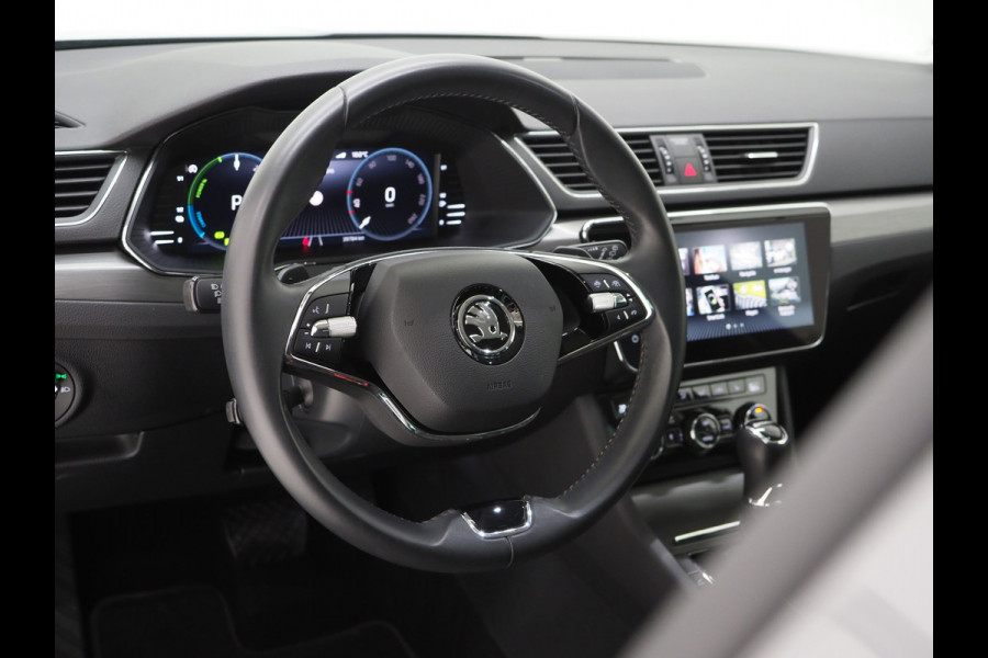 Škoda Superb Combi 1.4 TSI iV 218PK Style | Leder/Alcantara | Trekhaak | Adaptive Cruise | 360 | Virtual | Memory | DAB | Carplay