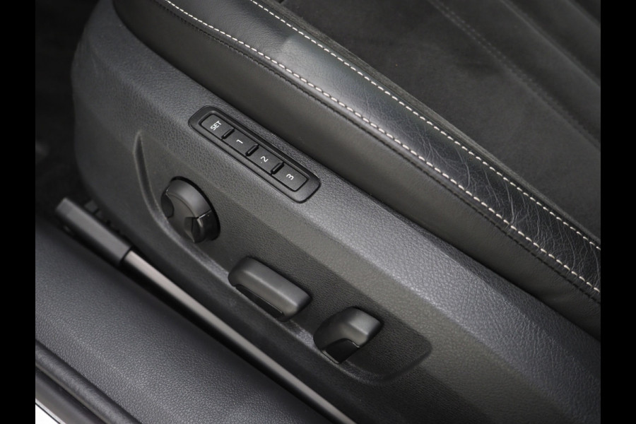 Škoda Superb Combi 1.4 TSI iV 218PK Style | Leder/Alcantara | Trekhaak | Adaptive Cruise | 360 | Virtual | Memory | DAB | Carplay