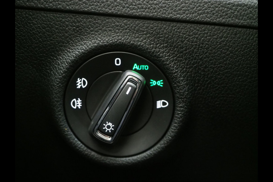 Škoda Superb Combi 1.4 TSI iV 218PK Style | Leder/Alcantara | Trekhaak | Adaptive Cruise | 360 | Virtual | Memory | DAB | Carplay