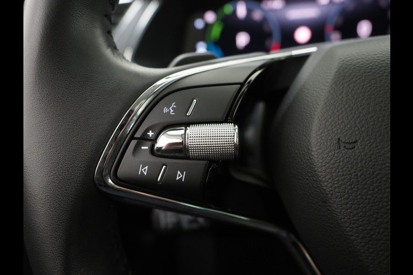 Škoda Superb Combi 1.4 TSI iV 218PK Style | Leder/Alcantara | Trekhaak | Adaptive Cruise | 360 | Virtual | Memory | DAB | Carplay