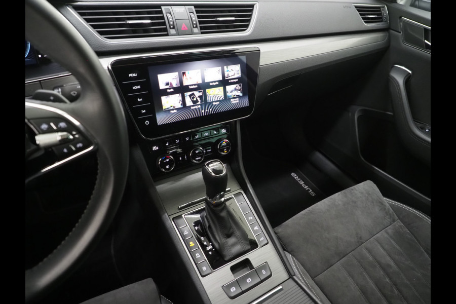Škoda Superb Combi 1.4 TSI iV 218PK Style | Leder/Alcantara | Trekhaak | Adaptive Cruise | 360 | Virtual | Memory | DAB | Carplay