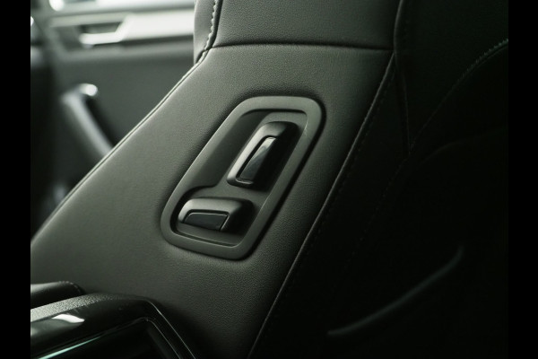 Škoda Superb Combi 1.4 TSI iV 218PK Style | Leder/Alcantara | Trekhaak | Adaptive Cruise | 360 | Virtual | Memory | DAB | Carplay