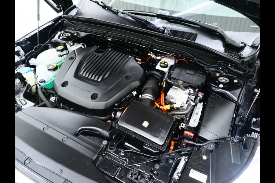 Volvo XC40 1.5 T5 Recharge Inscription | Leder | Camera | Trekhaak | Keyless | Virtual | LED | Carplay