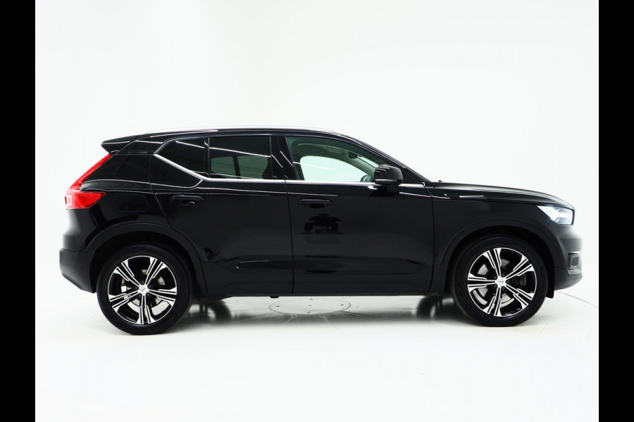 Volvo XC40 1.5 T5 Recharge Inscription | Leder | Camera | Trekhaak | Keyless | Virtual | LED | Carplay