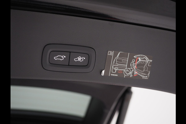 Volvo XC40 1.5 T5 Recharge Inscription | Leder | Camera | Trekhaak | Keyless | Virtual | LED | Carplay