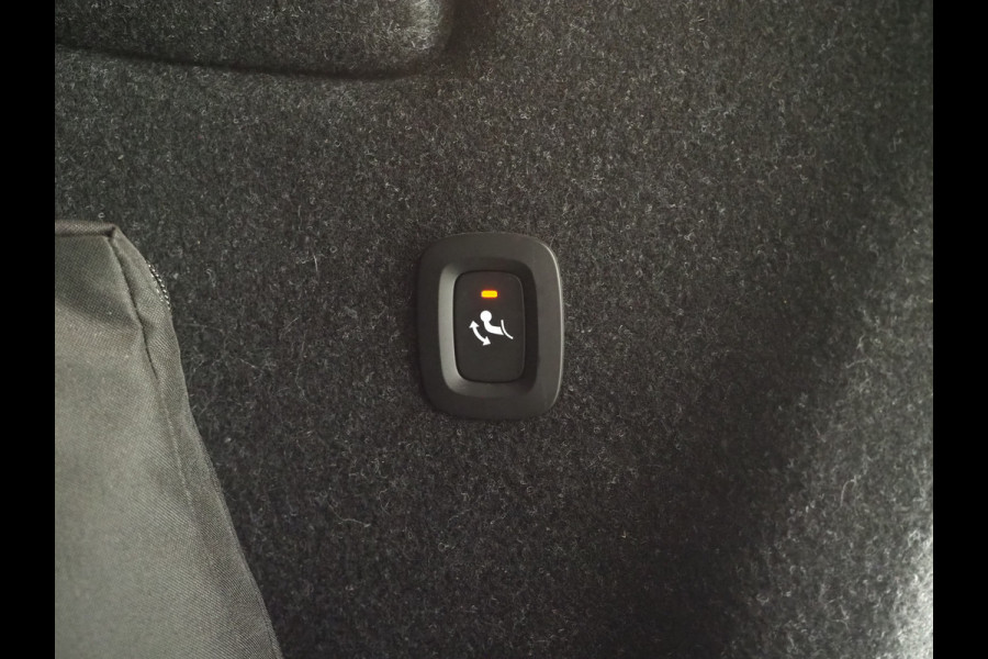 Volvo XC40 1.5 T5 Recharge Inscription | Leder | Camera | Trekhaak | Keyless | Virtual | LED | Carplay