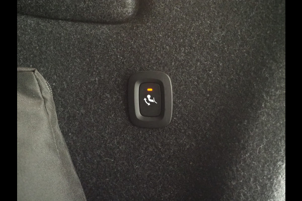 Volvo XC40 1.5 T5 Recharge Inscription | Leder | Camera | Trekhaak | Keyless | Virtual | LED | Carplay