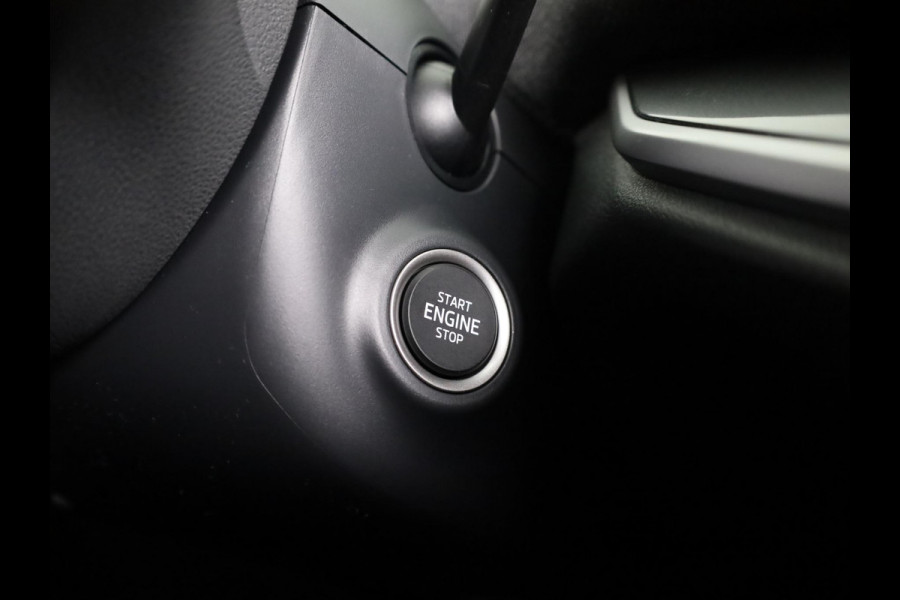 Škoda Elroq 60 Business Edition - Tour | Trekhaak | 20 inch | Adaptive Cruise Control | Navigatie | Blind Spot | Stoelverwarming |