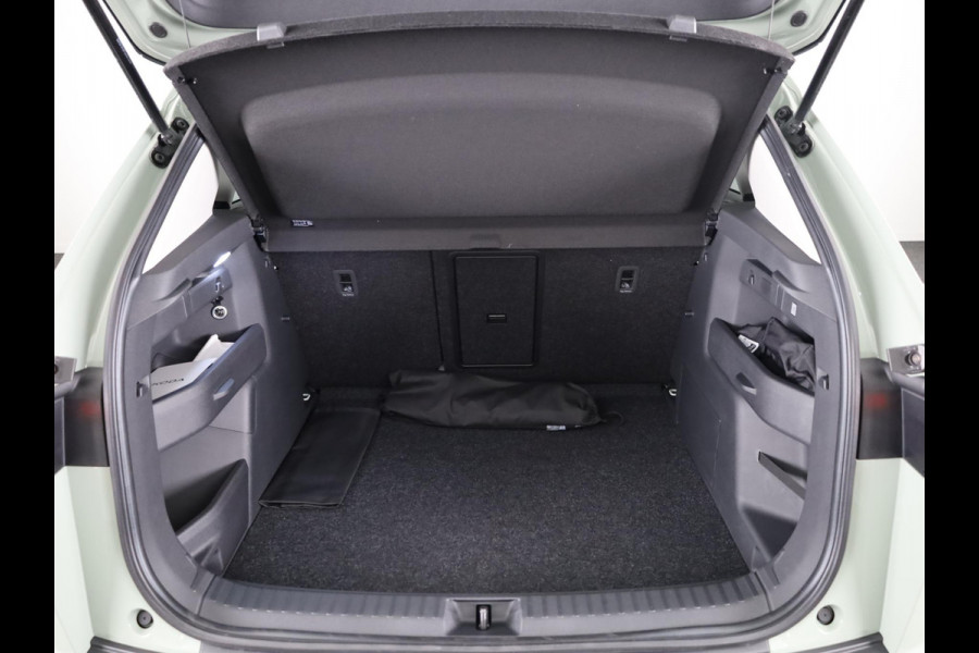 Škoda Elroq 60 Business Edition - Tour | Trekhaak | 20 inch | Adaptive Cruise Control | Navigatie | Blind Spot | Stoelverwarming |