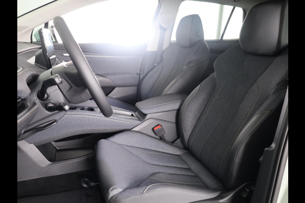 Škoda Elroq 60 Business Edition - Tour | 20 inch | Adaptive Cruise Control | Navigatie | Blind Spot | Stoelverwarming |