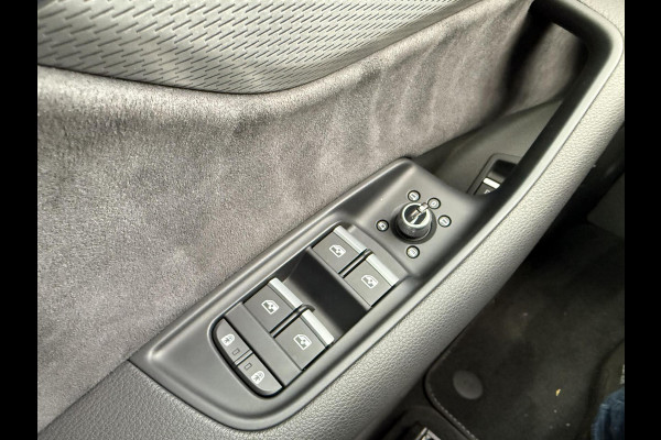 Audi Q7 60 TFSI e quattro Pro Line S Competition Luchtvering PANO