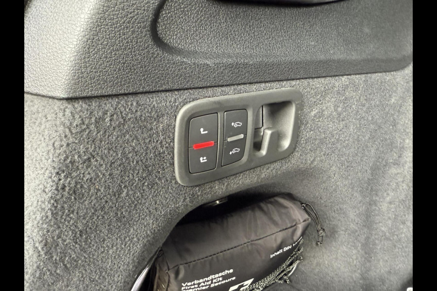 Audi Q7 60 TFSI e quattro Pro Line S Competition Luchtvering PANO