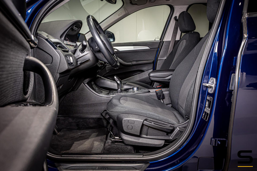 BMW X1 SDrive18i|Cam|Dealer ond|Navigatie|Garantie|Nw APK