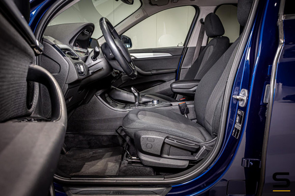 BMW X1 SDrive18i|Cam|Dealer ond|Navigatie|Garantie|Nw APK