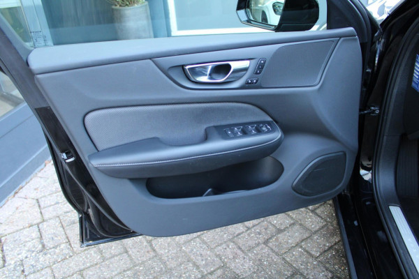 Volvo S60 2.0 B5 R-Design/pano/leer