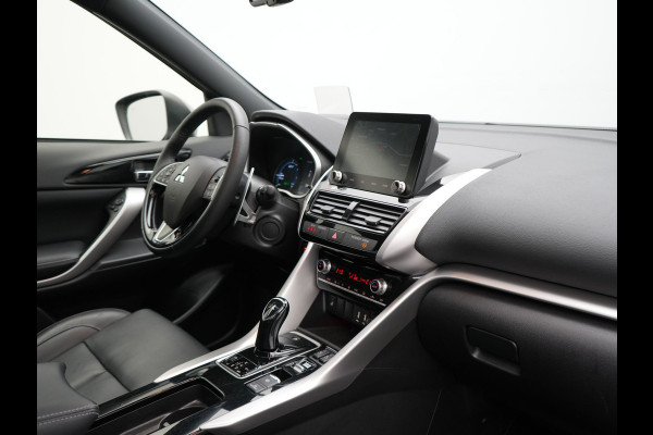 Mitsubishi Eclipse Cross 2.4 Instyle Plug In Hybrid 188pk Dealer O.H. PHEV | Trekhaak Afn. | Panodak | Head Up | Adaptive Cruise | 360 Camera | Lederen Sportstoelen & Stuur Verwarmd | Apple Carplay | Navigatie Via TomTom | Keyless | Blis | DAB |