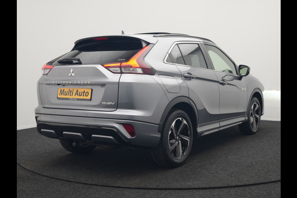 Mitsubishi Eclipse Cross 2.4 Instyle Plug In Hybrid 188pk Dealer O.H. PHEV | Trekhaak Afn. | Panodak | Head Up | Adaptive Cruise | 360 Camera | Lederen Sportstoelen & Stuur Verwarmd | Apple Carplay | Navigatie Via TomTom | Keyless | Blis | DAB |