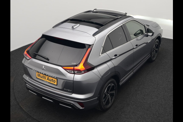 Mitsubishi Eclipse Cross 2.4 Instyle Plug In Hybrid 188pk Dealer O.H. PHEV | Trekhaak Afn. | Panodak | Head Up | Adaptive Cruise | 360 Camera | Lederen Sportstoelen & Stuur Verwarmd | Apple Carplay | Navigatie Via TomTom | Keyless | Blis | DAB |