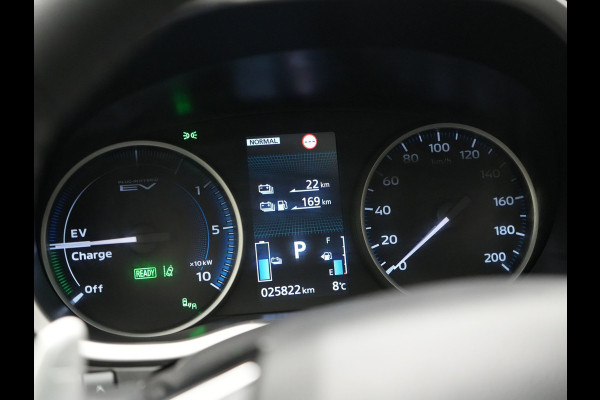 Mitsubishi Eclipse Cross 2.4 Instyle Plug In Hybrid 188pk Dealer O.H. PHEV | Trekhaak Afn. | Panodak | Head Up | Adaptive Cruise | 360 Camera | Lederen Sportstoelen & Stuur Verwarmd | Apple Carplay | Navigatie Via TomTom | Keyless | Blis | DAB |