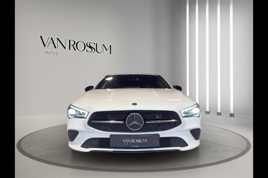 Mercedes-Benz CLA-Klasse Shooting Brake 250 e Luxury Line Automaat | Comfortstoelen | Sfeerverl | 17"Velg | Camera | Volledig digitaal |