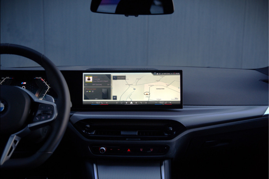 BMW 3 Serie Touring 330i xDrive High Excecutive M Sport | M Performance | Stoelverwarming | Camera | Navigatie | Parkeersensoren | Apple Carplay | Keyless | HIFI | Adaptive Cruise Control | DAB | LED | BTW | Fabrieksgarantie
