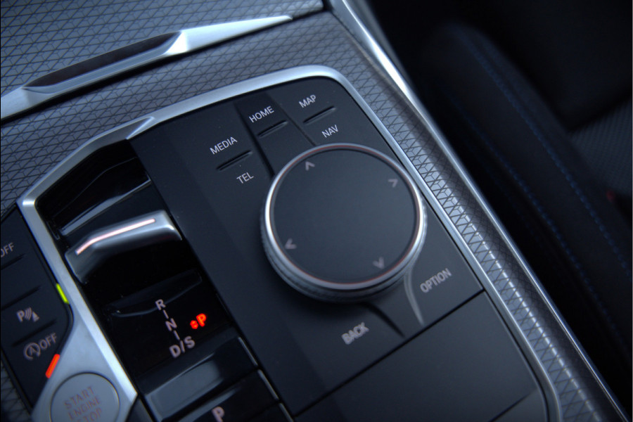 BMW 3 Serie Touring 330i xDrive High Excecutive M Sport | M Performance | Stoelverwarming | Camera | Navigatie | Parkeersensoren | Apple Carplay | Keyless | HIFI | Adaptive Cruise Control | DAB | LED | BTW | Fabrieksgarantie