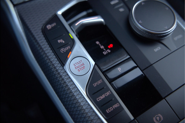 BMW 3 Serie Touring 330i xDrive High Excecutive M Sport | M Performance | Stoelverwarming | Camera | Navigatie | Parkeersensoren | Apple Carplay | Keyless | HIFI | Adaptive Cruise Control | DAB | LED | BTW | Fabrieksgarantie