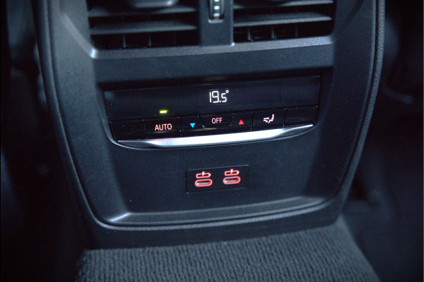 BMW 3 Serie Touring 330i xDrive High Excecutive M Sport | M Performance | Stoelverwarming | Camera | Navigatie | Parkeersensoren | Apple Carplay | Keyless | HIFI | Adaptive Cruise Control | DAB | LED | BTW | Fabrieksgarantie