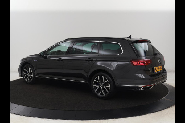 Volkswagen Passat 1.4 TSI PHEV GTE | Stoelverwarming | Massage | Carplay | Navigatie | Matrix LED | Camera | Park Assist | Adaptive cruise | Side Assist | Plug In