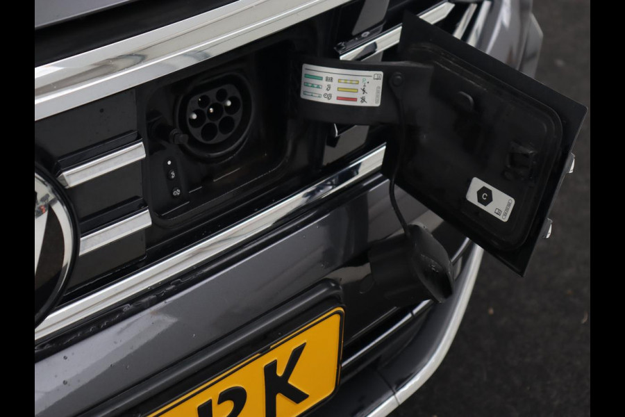 Volkswagen Passat 1.4 TSI PHEV GTE | Stoelverwarming | Massage | Carplay | Navigatie | Matrix LED | Camera | Park Assist | Adaptive cruise | Side Assist | Plug In