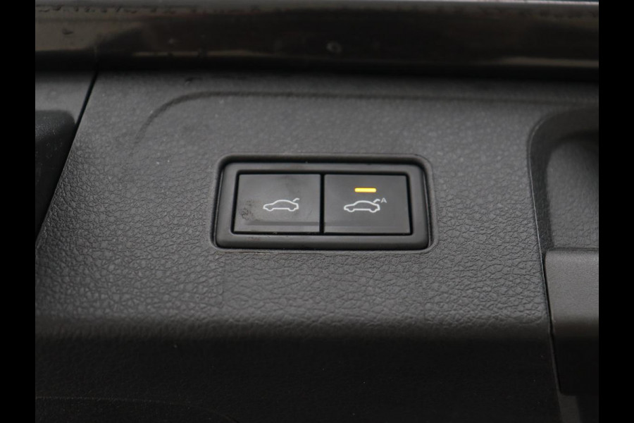 Volkswagen Passat 1.4 TSI PHEV GTE | Stoelverwarming | Massage | Carplay | Navigatie | Matrix LED | Camera | Park Assist | Adaptive cruise | Side Assist | Plug In