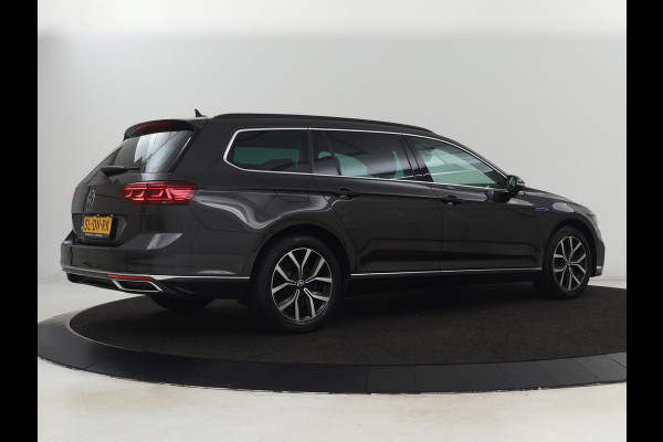 Volkswagen Passat 1.4 TSI PHEV GTE | Stoelverwarming | Massage | Carplay | Navigatie | Matrix LED | Camera | Park Assist | Adaptive cruise | Side Assist | Plug In