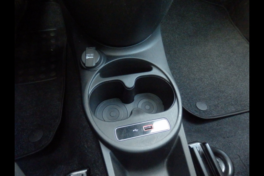 Fiat 500 1.2 Star I 4 cil. I Airco I 16 inch LM velgen I Nav. I Panoramad