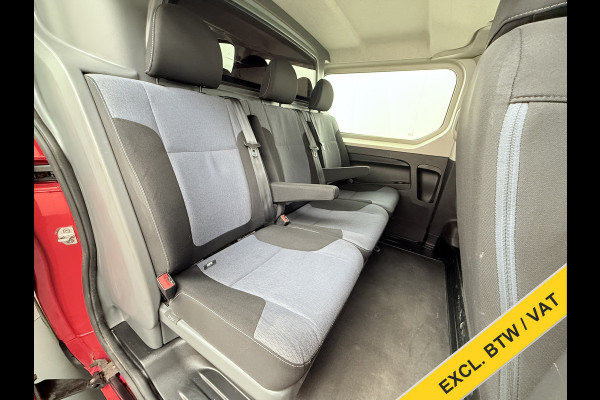Opel Vivaro D126PK DC 5-Pers. Dubbele Cabine Navi Camera EURO 6 L2H1 Airco Trekhaak Cruise Control Pdc Sport EcoFlex 1.6CDTI Betonplex Vloer Wandbetimmering Schuifdeur 1e Eigenaar Origineel Nederlandse Auto